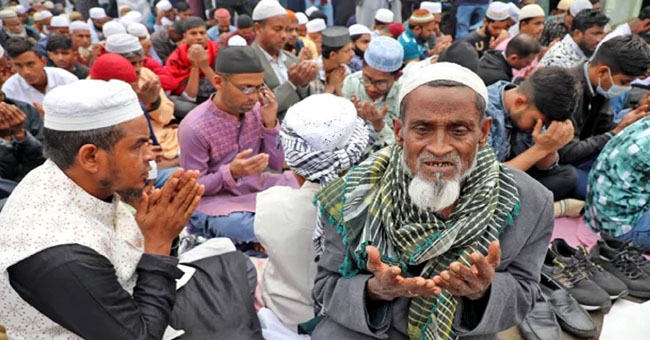 বিশ্ব ইজতেমার দ্বিতীয় ধাপের আখেরি মোনাজাত শুরু