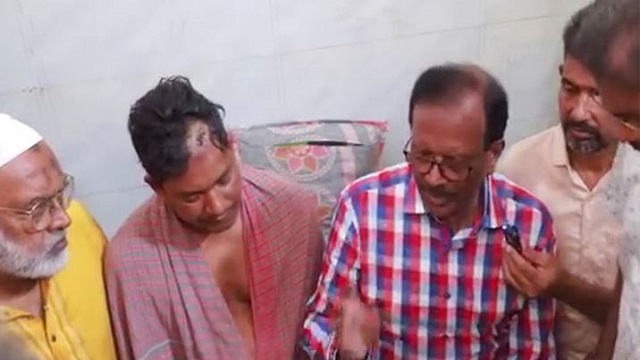 জামায়াতের কেউ ইমাম-মুয়াজ্জিন হতে পারবে না
