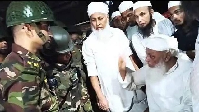 হাটহাজারীতে উত্তেজনার পর ১৪৪ ধারা জারি, সতর্ক পুলিশ