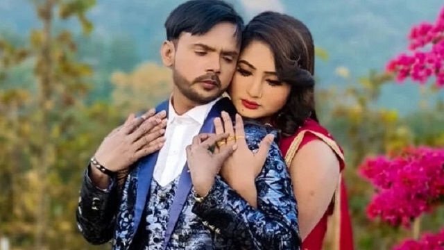 হিরো আলমকে তালাক দিয়েছেন রিয়া মনি