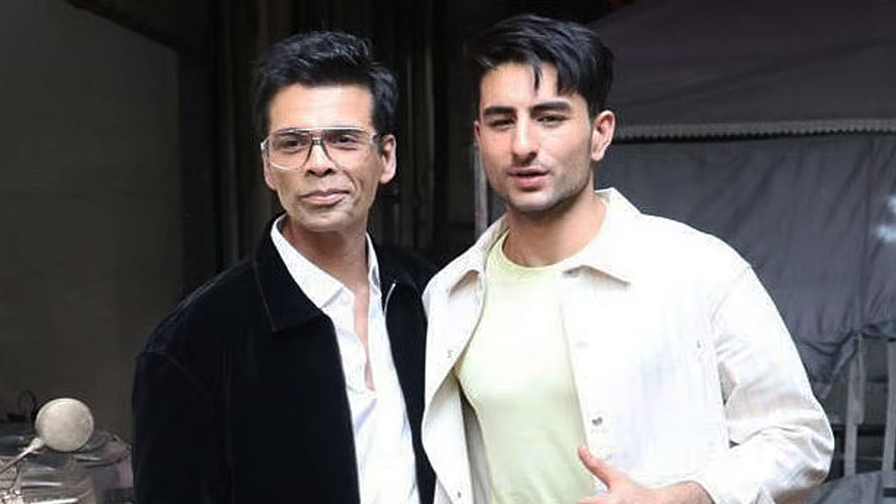 প্রথম ছবিকে ‘খারাপ’ বলায় চটেছেন করণ জোহর