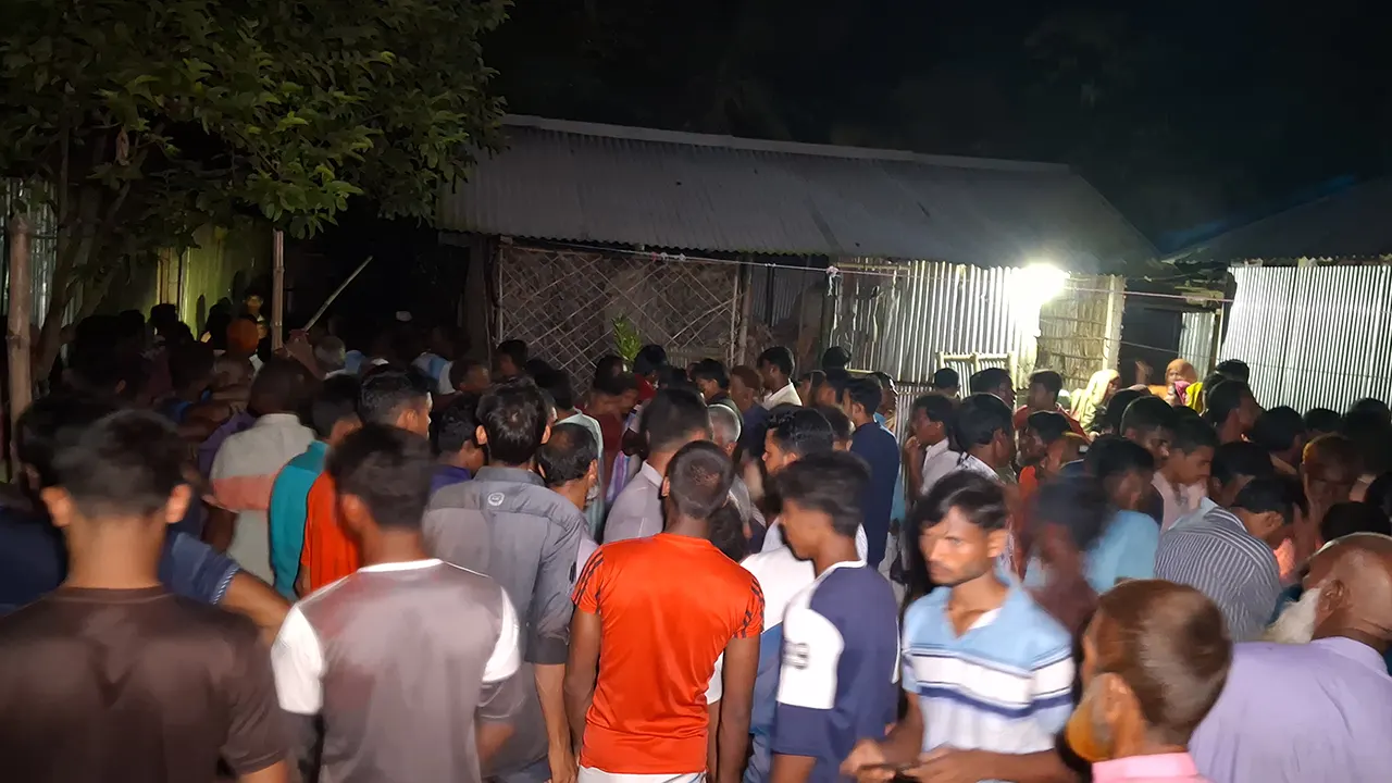 হাতীবান্ধা একই রশিতে স্বামী-স্ত্রীর আত্মহত্যা