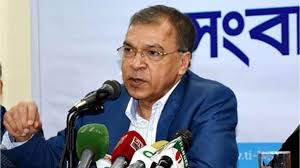 সরকার আমলাতন্ত্রের কাছে আত্মসমর্পণ করেছে: টিআইবি