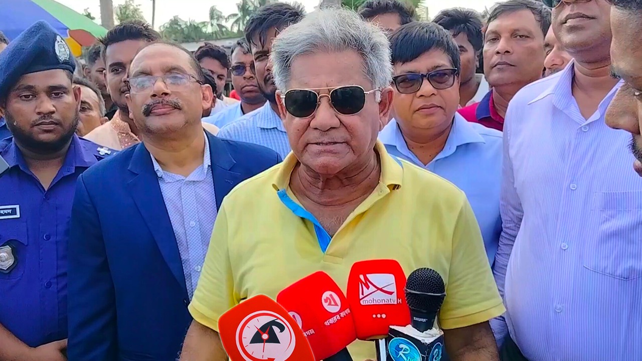 বিগত সময়ের পুনরাবৃত্তি যেন আর না ঘটে : নৌ উপদেষ্টা