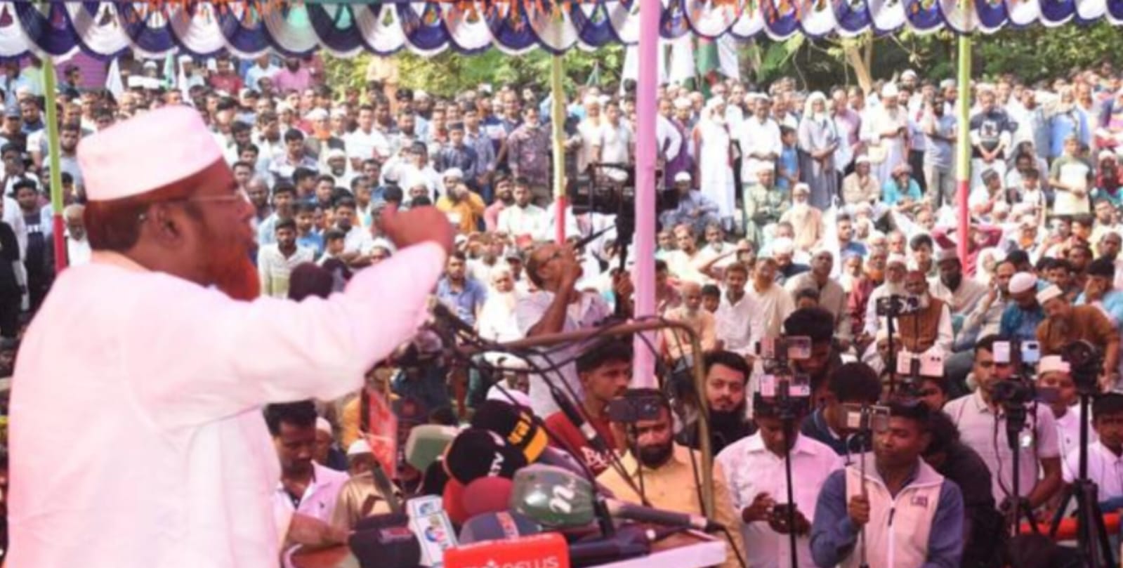 আগামী নির্বাচনে দুর্নীতিবাজদের লাল কার্ড দেখাবে এ দেশের ছাত্র জনতা