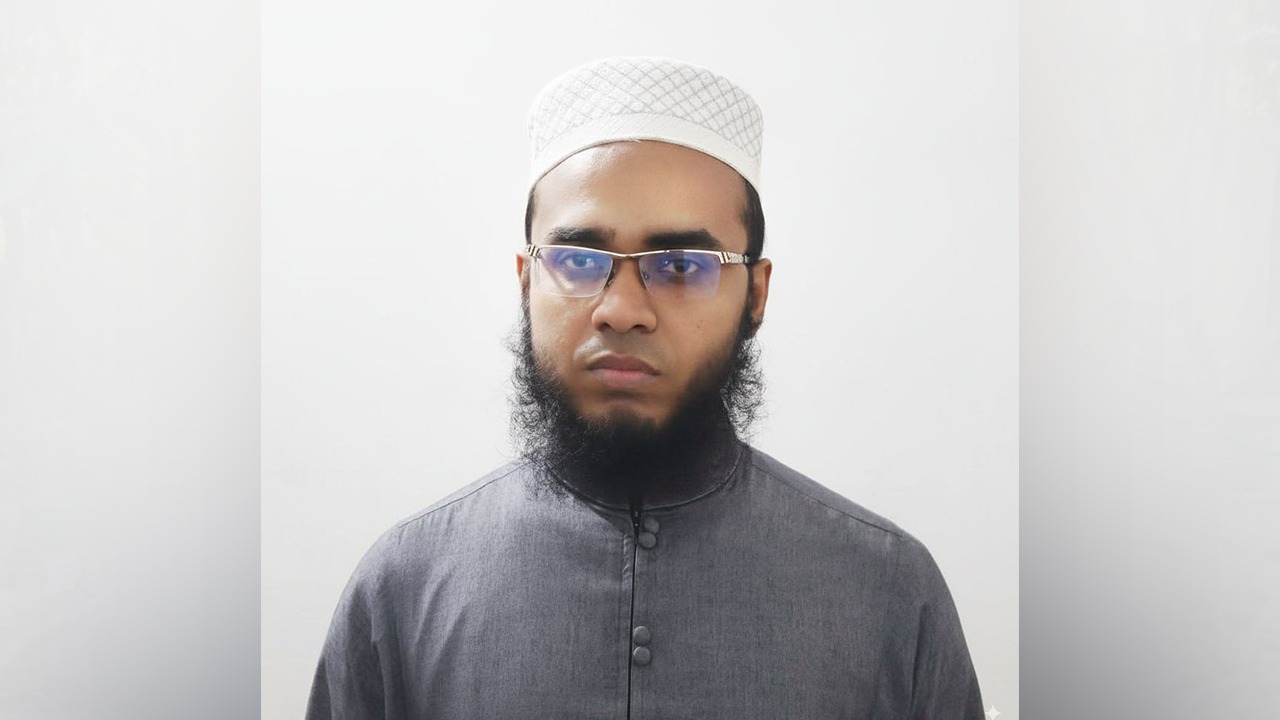 ফরিদপুরে অসহায় অন্তঃসত্ত্বা নারীদের জন্য বিনামূল্যে গাড়ি সেবা চালু