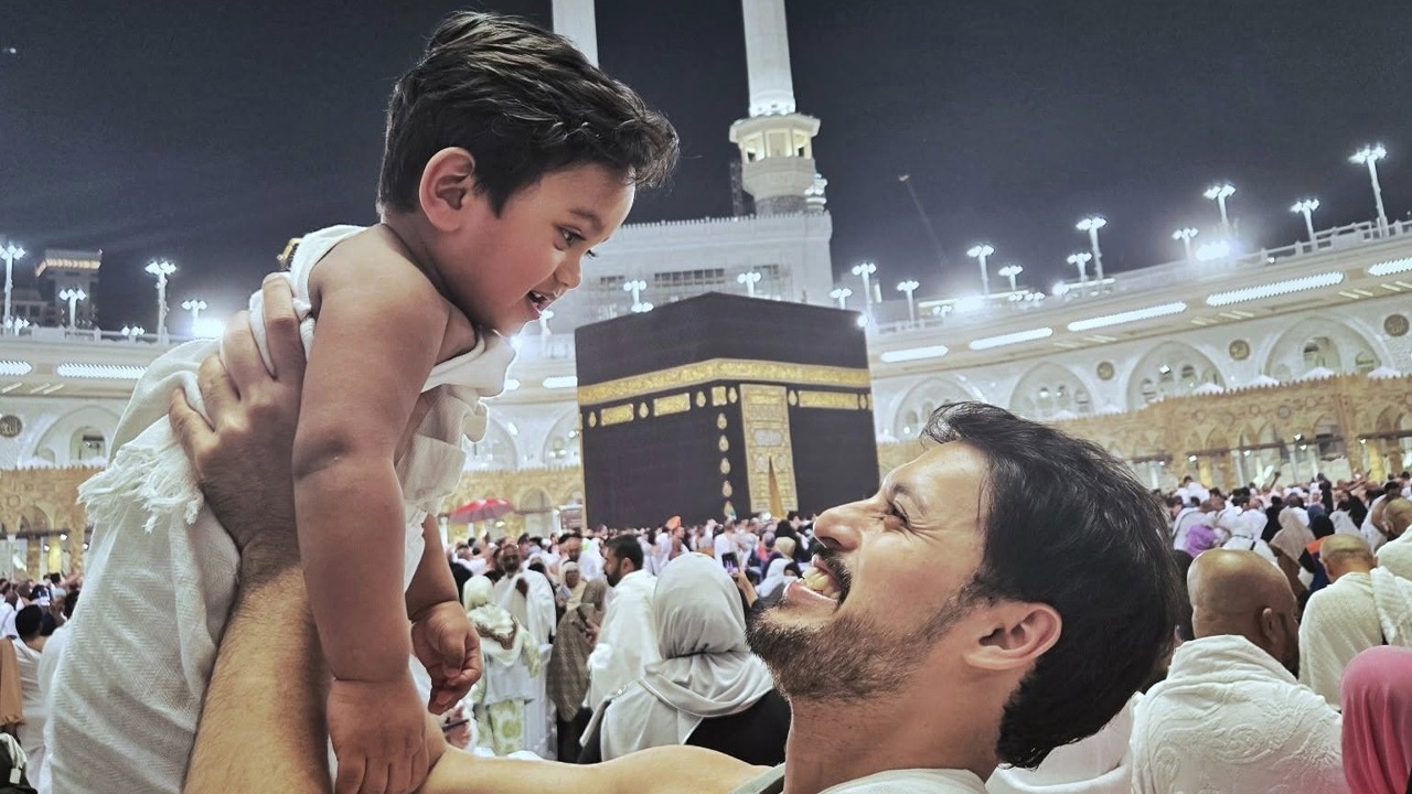 ছোট পর্দার অভিনেতা ইরফান সাজ্জাদ মক্কা শরীফে পুণ্যযাত্রা করলেন