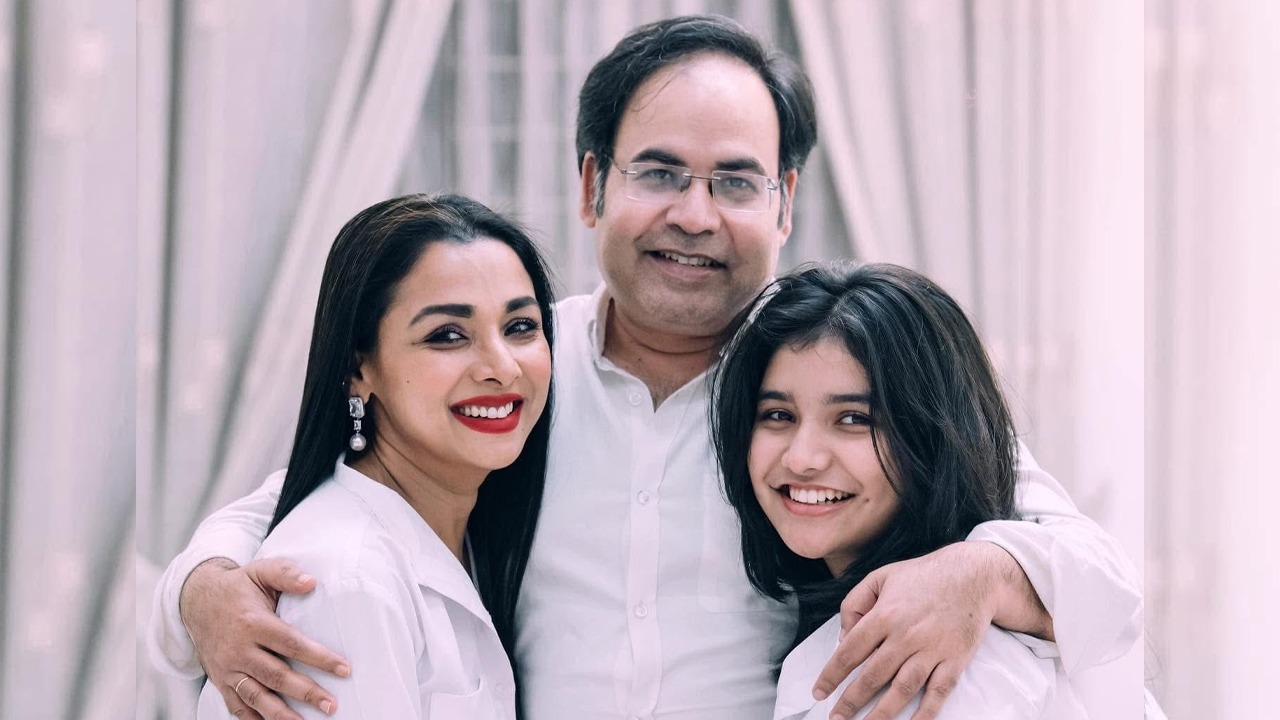 রুনা খান সোশ্যাল মিডিয়ায় স্বামী এষণ ওয়াহিদের জন্মদিনে প্রকাশ করলেন ভালোবাসা