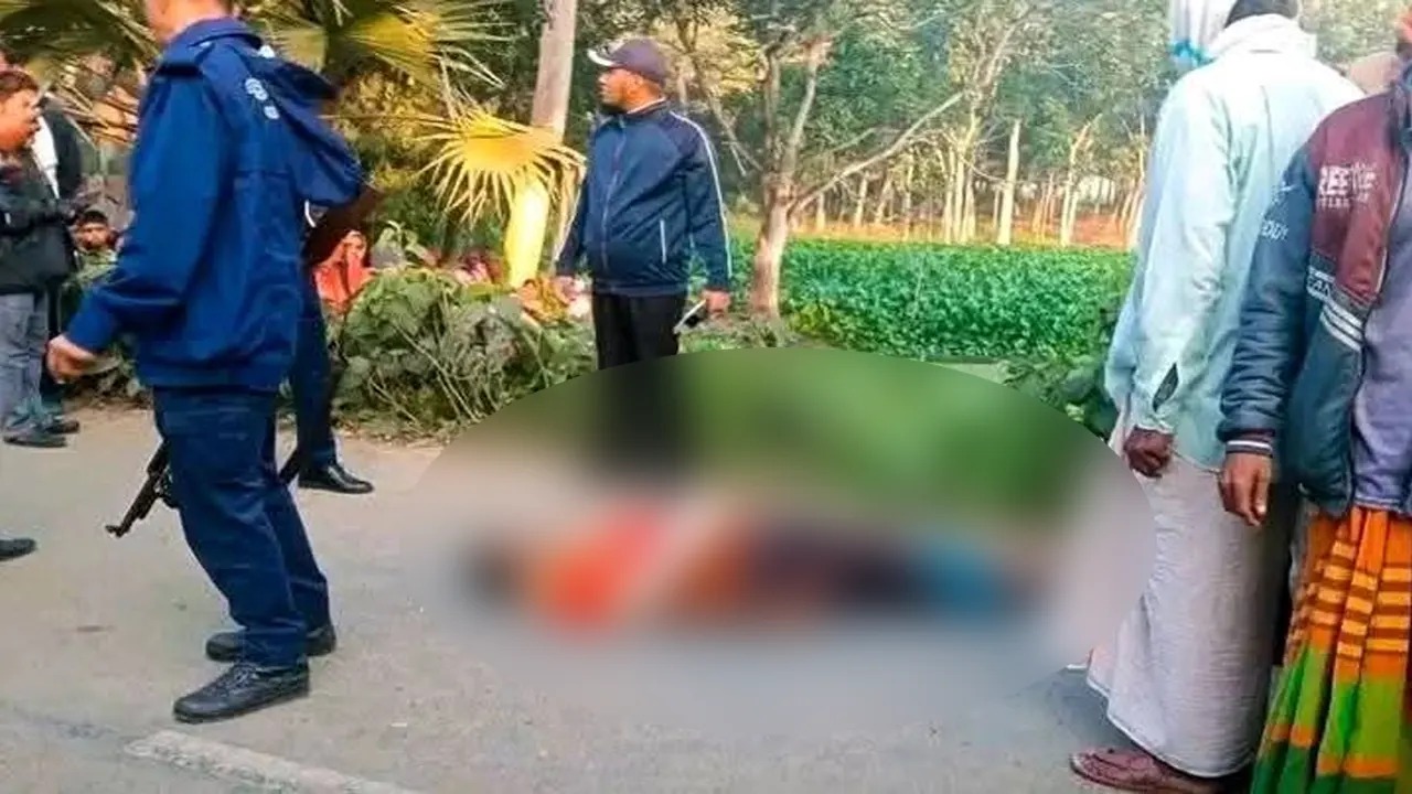 পাবনার সুজানগরে রাস্তার পাশে ব্যবসায়ীর মরদেহ উদ্ধার, হত্যার অভিযোগ
