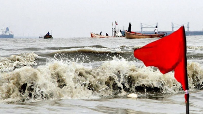 বঙ্গোপসাগরে লঘুচাপ ঘনীভূত হওয়ার সম্ভাবনা, মাছ ধরার নৌকা ও ট্রলারে সতর্কবার্তা