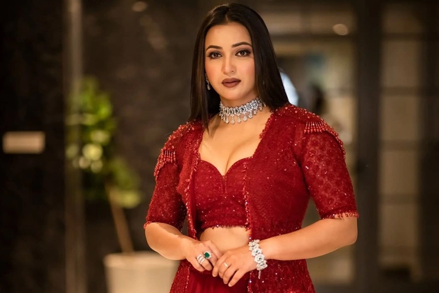 সংলাপ নিয়ে মতবিরোধে কৌশানী বন্ধ করে দিলেন শুটিং