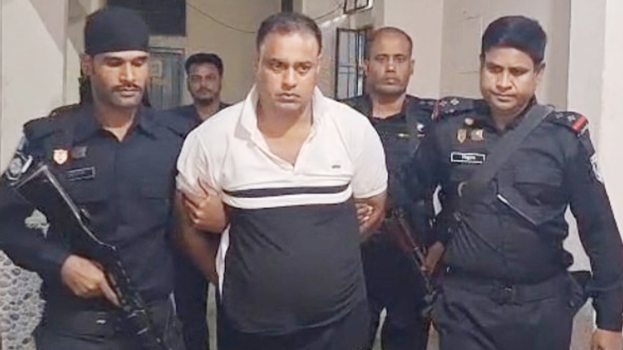মুন্সীগঞ্জের শীর্ষ সন্ত্রাসী মিল্টন মল্লিক গ্রেপ্তার