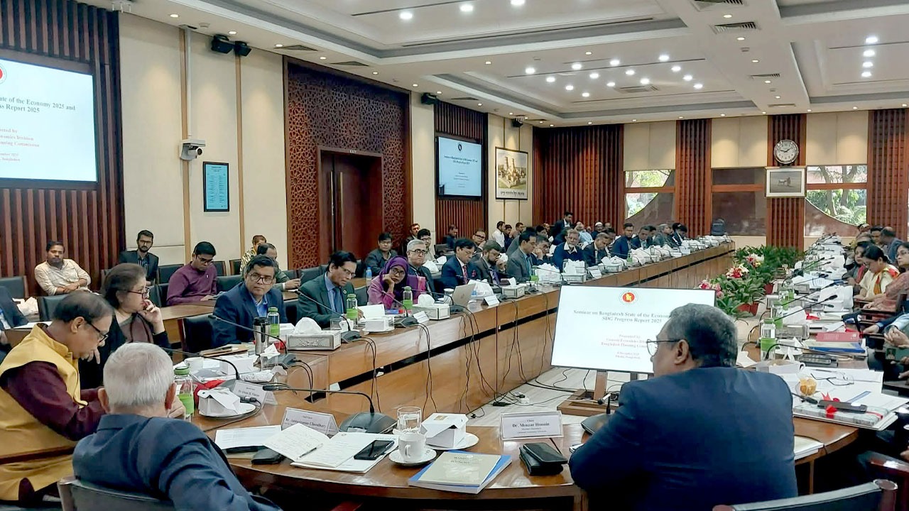 সরকারের অর্জন বিকৃতভাবে উপস্থাপন করা হচ্ছে:প্রধান উপদেষ্টার প্রেস সচিব