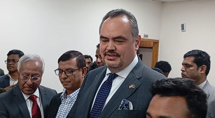 যুক্তরাষ্ট্র ত্রয়োদশ জাতীয় সংসদ নির্বাচনে কোনো পক্ষ নেবে না: মার্কিন রাষ্ট্রদূত