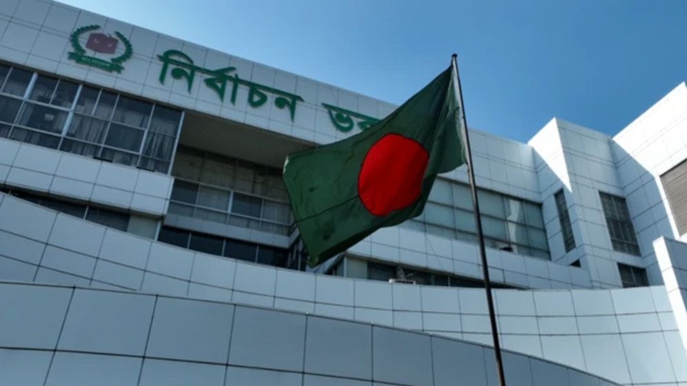সরকারি কর্মকর্তা গণভোটে ‘হ্যাঁ’ বা ‘না’ প্রচারণা চালাতে পারবে না: ইসি নির্দেশনা
