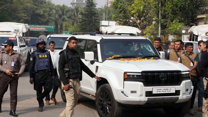 নিজের গাড়িতে চলবেন প্রধানমন্ত্রী তারেক রহমান,ব্যবহার করবেন না সরকারি গাড়ি