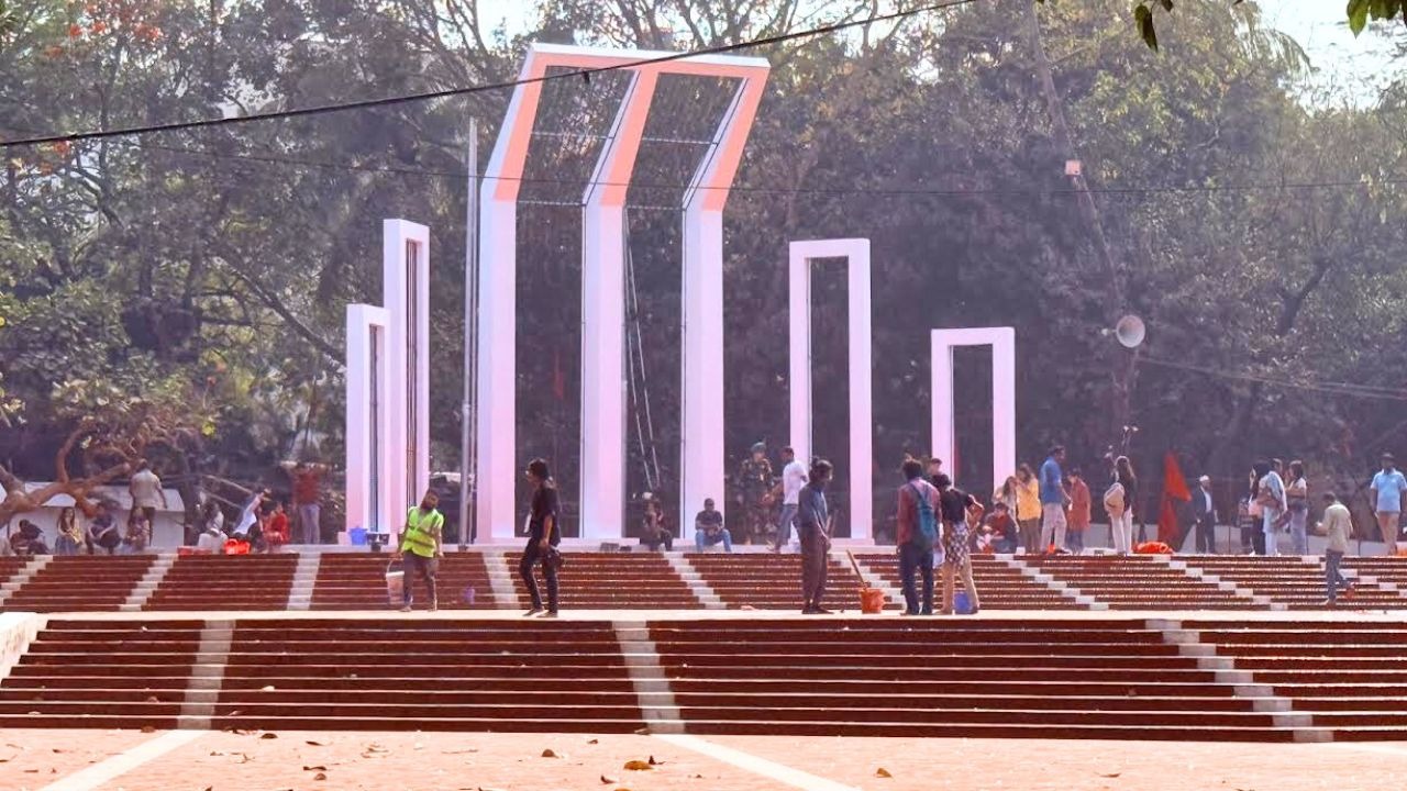 শহীদ মিনার প্রাঙ্গণে প্রস্তুতি শেষ পর্যায়ে