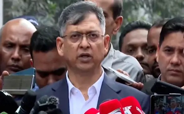 পুলিশের শীর্ষ পর্যায়ে রদবদল শুরু : স্বরাষ্ট্রমন্ত্রী