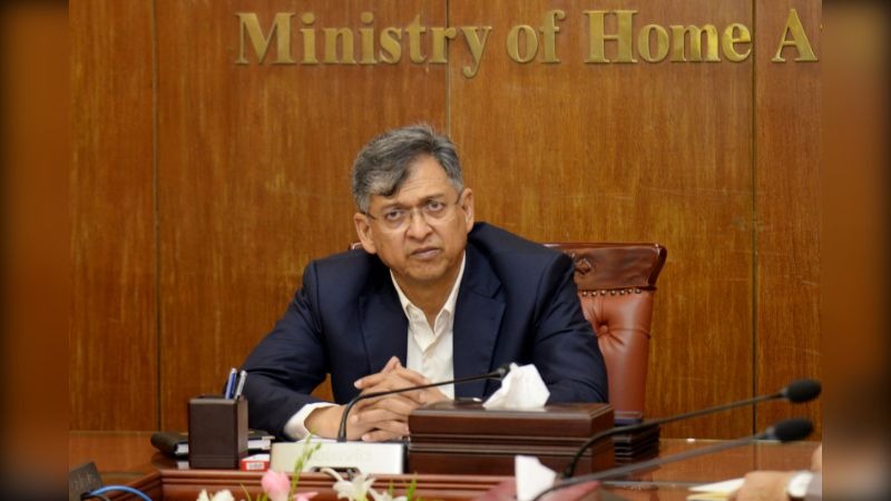 ৫ আগস্টের পর কিছু মামলায় নিরীহ মানুষ আসামি হয়েছেন: স্বরাষ্ট্রমন্ত্রী