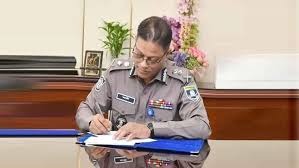 নতুন আইজিপি হিসেবে দায়িত্ব গ্রহণ করেছেন মো. আলী হোসেন ফকির