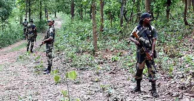 ভারতে জঙ্গলে ব্যাপক বন্দুকযুদ্ধ, ২ জওয়ানসহ নিহত ৩৩