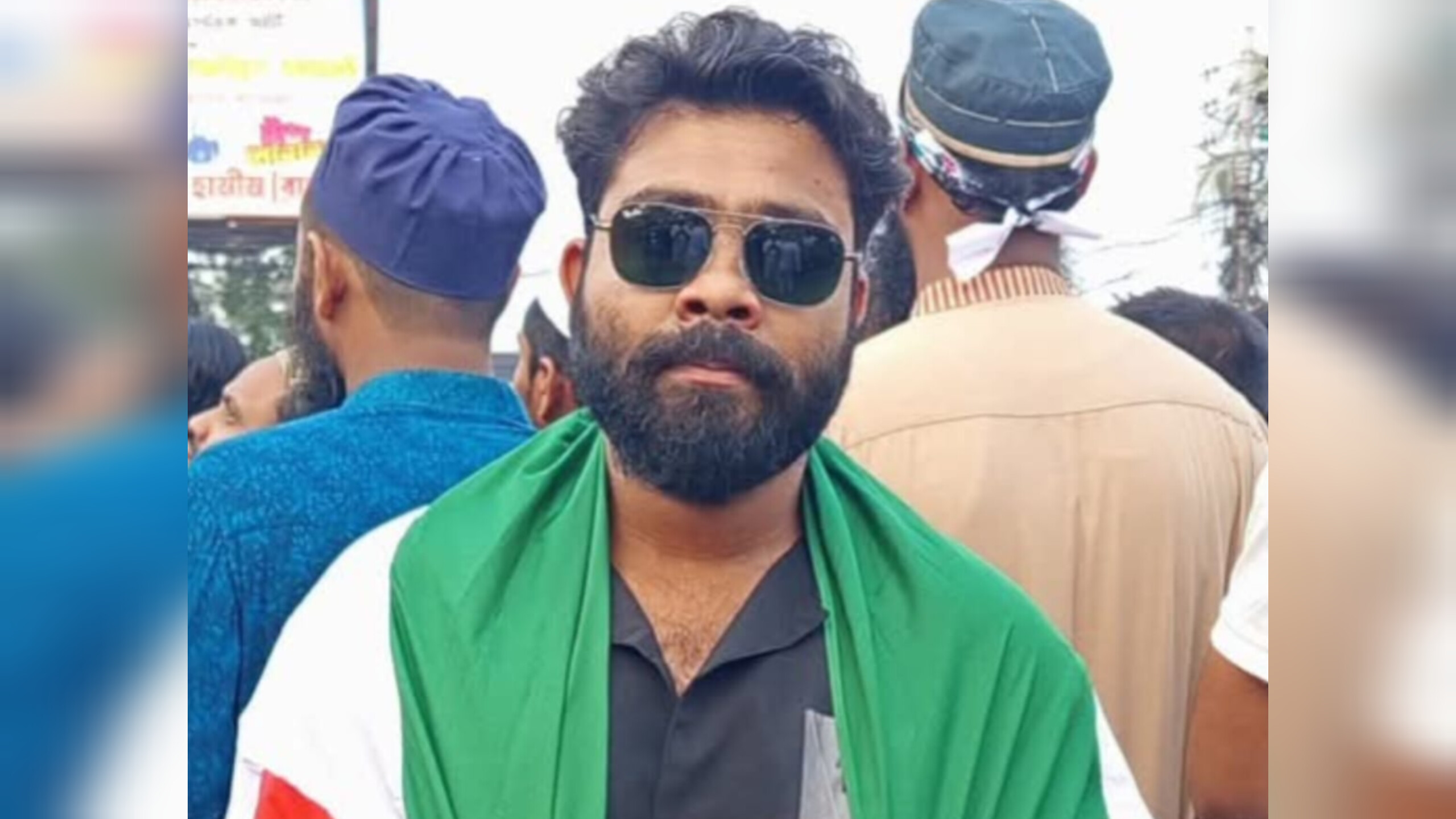 এনসিপির মনোনয়ন ফরম নিলেন তৌকির আহমেদ সাগর