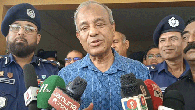 আইন নিজের হাতে তুলতে চাইলেই অ্যাকশনে যাবে পুলিশ: স্বরাষ্ট্র উপদেষ্টা