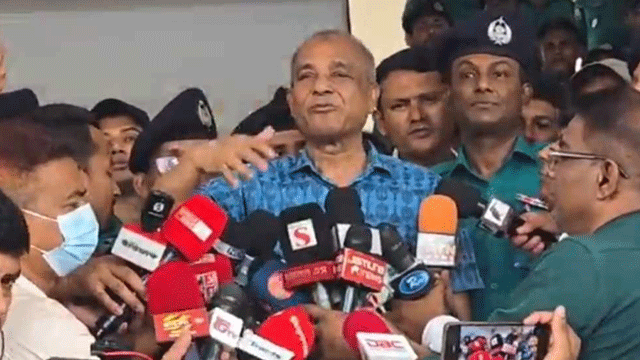 আবদুল হামিদকে গ্রেপ্তার করা হবে কি না জানালেন স্বরাষ্ট্র উপদেষ্টা