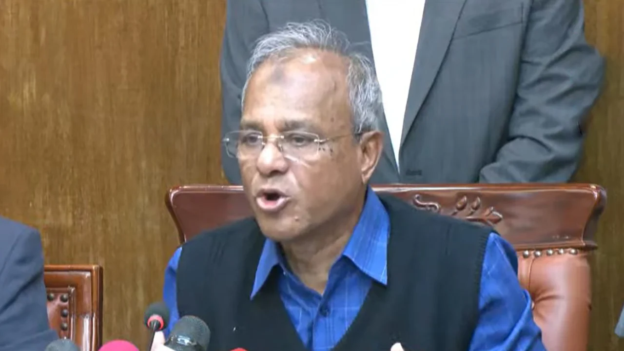 হাদির ওপর হামলাকারীদের ধরিয়ে দিলে ৫০ লাখ টাকা পুরস্কার ঘোষণা