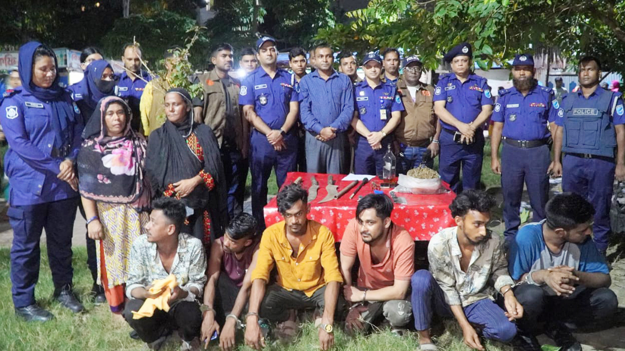 নারায়ণগঞ্জে যৌথ অভিযানে ২৪ জন আটক