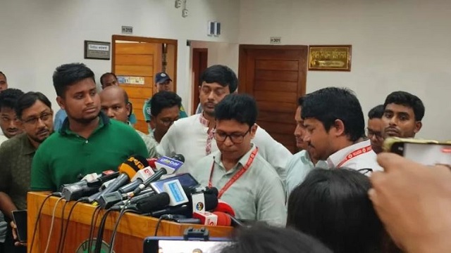 নৌকার বৈধতা নেই, শাপলা চাই—নির্বাচন কমিশনে উত্তেজক বৈঠক