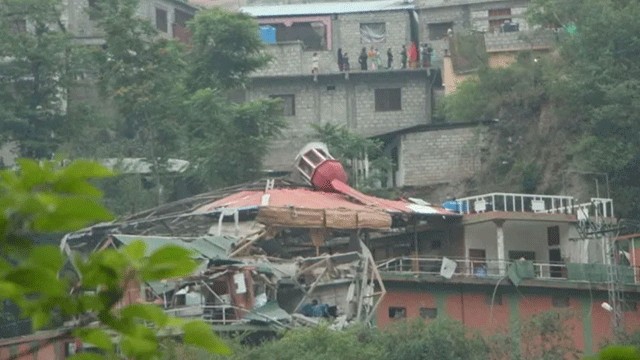 ভারতের ক্ষেপণাস্ত্র হামলায় পাকিস্তানে নিহত বেড়ে ২৬