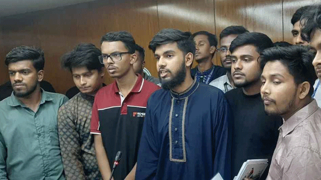 মন্ত্রণালয়ের সঙ্গে বৈঠকে ‘সন্তুষ্ট নন’ পলিটেকনিক শিক্ষার্থীরা, আন্দোলন চলবে