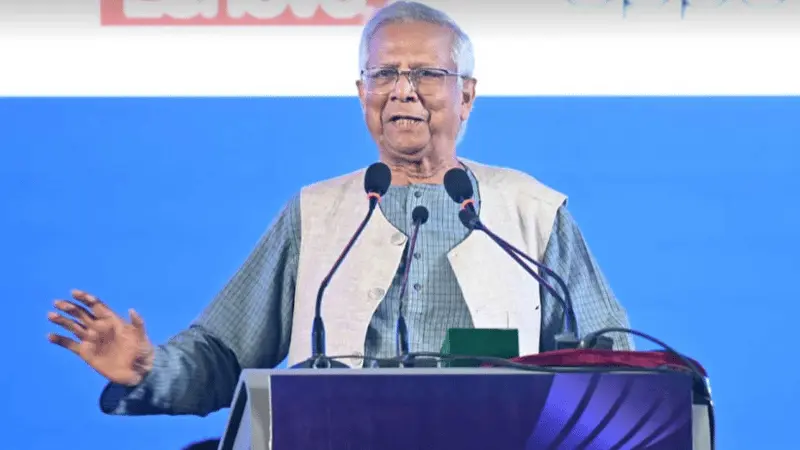 সরকারি কর্মকর্তাদের পাঁচ বছরের বেশি চাকরি করা ঠিক নয়: প্রধান উপদেষ্টা