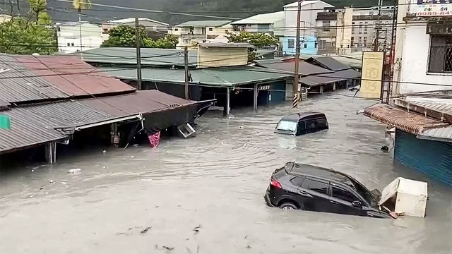 তাইওয়ানে রাগাসার তাণ্ডব: নিহত ১৪, নিখোঁজ ১২৪