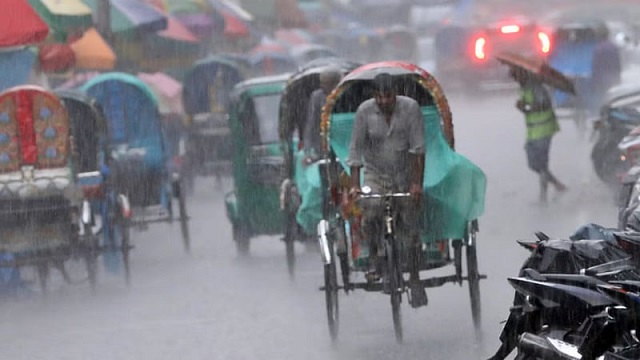 ঢাকাসহ ৬ বিভাগে বজ্রবৃষ্টির সম্ভাবনা, সতর্কতা জলাবদ্ধতার