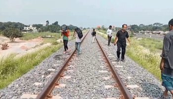 মাদারীপুরের শিবচরে ট্রেনের ধাক্কায় অজ্ঞাত ব্যক্তির মৃত্যু