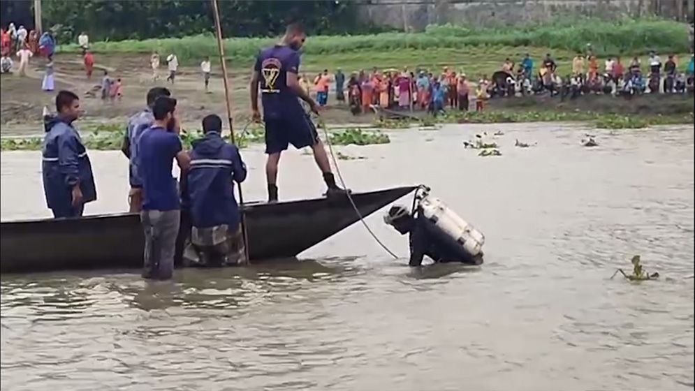 জামালপুরে নৌকাডুবি: আরও এক শিশুর মরদেহ উদ্ধার, নিখোঁজ আছে একজন