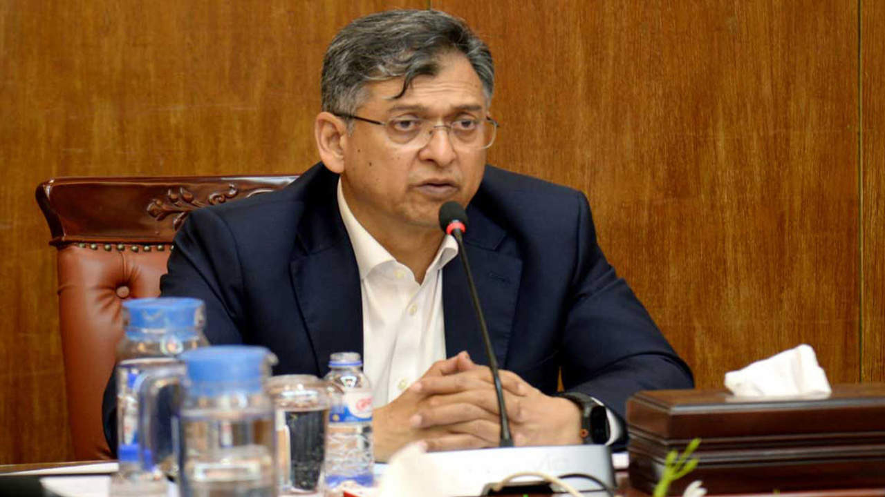 জরুরি ভিত্তিতে ২ হাজার ৭০১ জন কনস্টেবল নিয়োগ দেওয়া হবে: স্বরাষ্ট্রমন্ত্রী