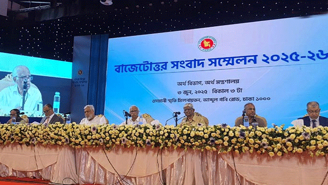 আমরা দায়িত্ব নিয়েছি, ক্ষমতা নেইনি: অর্থ উপদেষ্টা