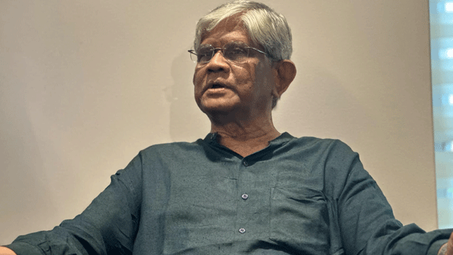 অপ্রয়োজনীয় প্রকল্প বাদ দিয়ে দরকার জনভিত্তিক উন্নয়ন: অর্থ উপদেষ্টা