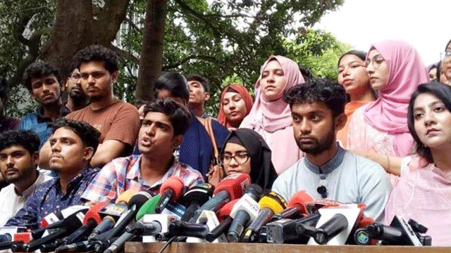 সরকারকে ২৪ ঘণ্টার আল্টিমেটাম সাত কলেজের