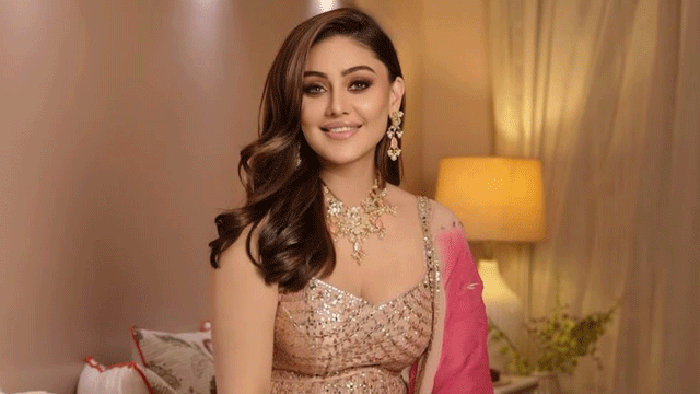 ‘কাঁটা লাগা’ খ্যাত অভিনেত্রী শেফালী জারিওয়ালা আর নেই