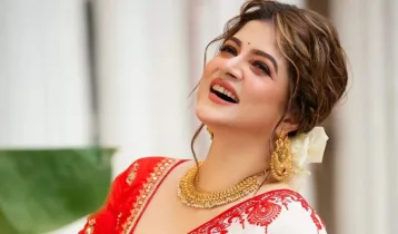 ছেলের বন্ধুরা দিদি বলে ডাকেন অভিনেত্রী  শ্রাবন্তী কে