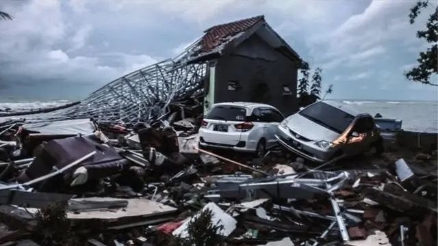মেগা সুনামি সতর্কতা: ১,০০০ ফুট ঢেউ আমেরিকা গ্রাস করতে পারে