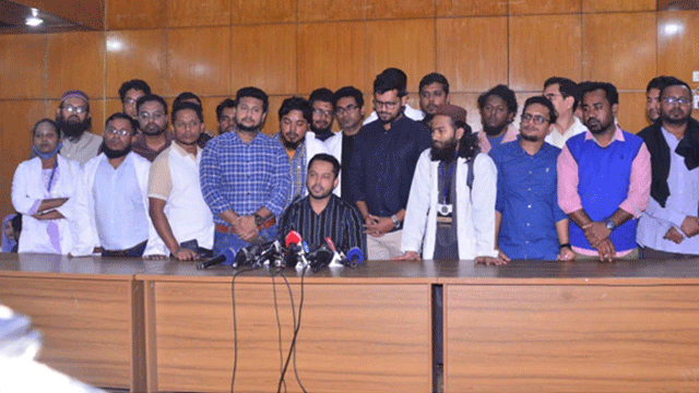 ট্রেইনি চিকিৎসকদের আন্দোলন প্রত্যাহার