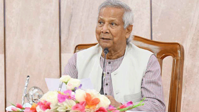 স্বৈরাচার যেন আর মাথাচাড়া দিয়ে উঠতে না পারে: প্রধান উপদেষ্টা