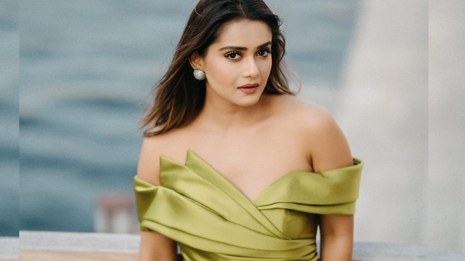 টলিউড থেকে বাদ পরলেও ঢালিউডে রাজকীয় অভিষেক হচ্ছে  তিশার।