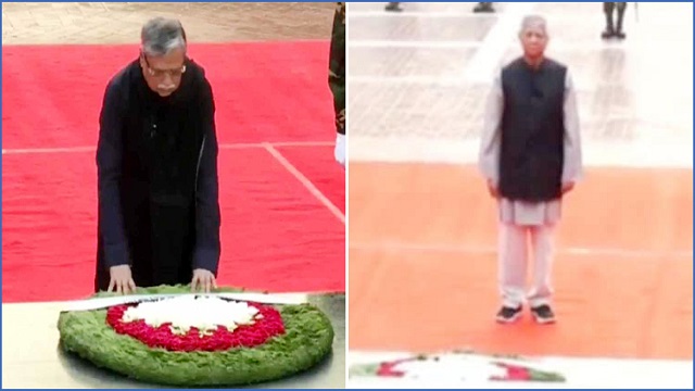 শহীদ বুদ্ধিজীবী স্মৃতিসৌধে রাষ্ট্রপতি-প্রধান উপদেষ্টার শ্রদ্ধা