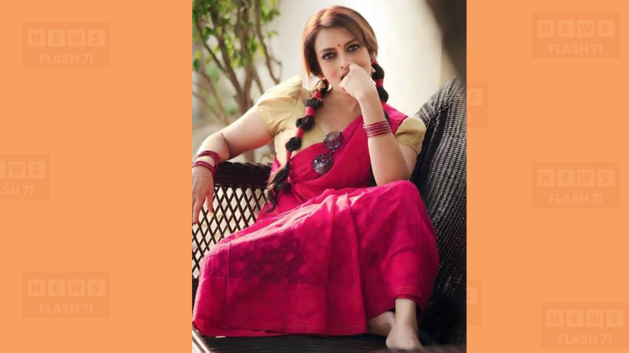 হেনস্তার শিকার ঊষসী চক্রবর্তী
